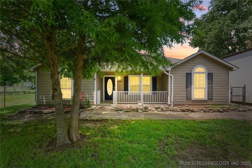 120 S Cherokee St, Vera, OK, 74082 | Card Image