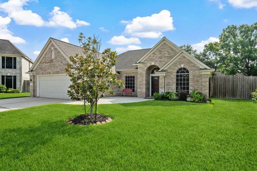 10323 Otter Cir, Baytown, TX, 77523-0805 | Card Image