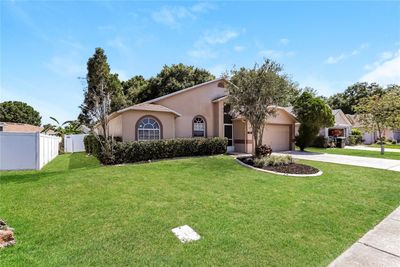 2705 Sundance Place, House other with 3 bedrooms, 2 bathrooms and null parking in Mulberry FL | Image 2