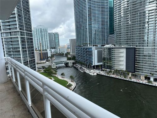 2005-901 Brickell Key Blvd, Miami, FL, 33131-3511 | Card Image