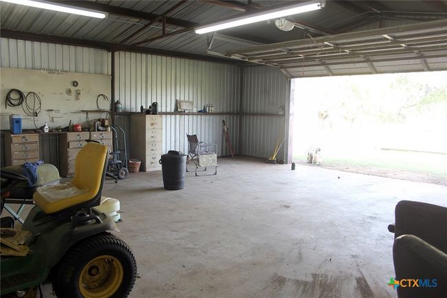 854 Pettytown Rd, Home with 3 bedrooms, 2 bathrooms and null parking in Red Rock TX | Image 37