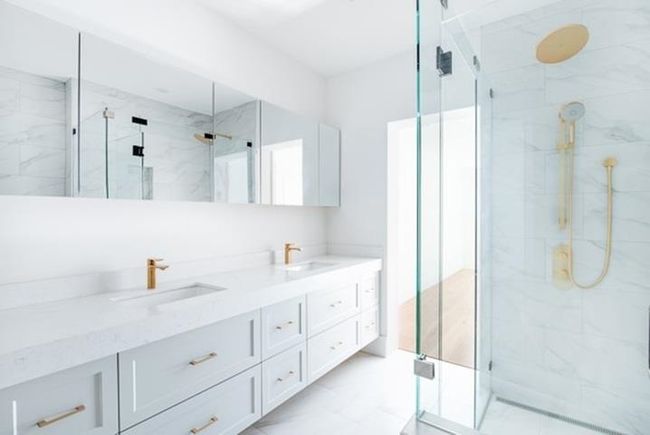 614 4th Ave, House other with 7 bedrooms, 4 bathrooms and 3 parking in New Westminster BC | Image 22