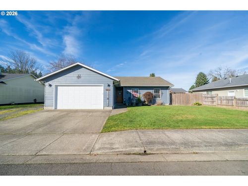 1137 Se 2nd Ave, Mill City, OR, 97360-2604 | Card Image