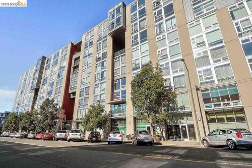 311 Oak St, Oakland, CA, 94607 | Card Image