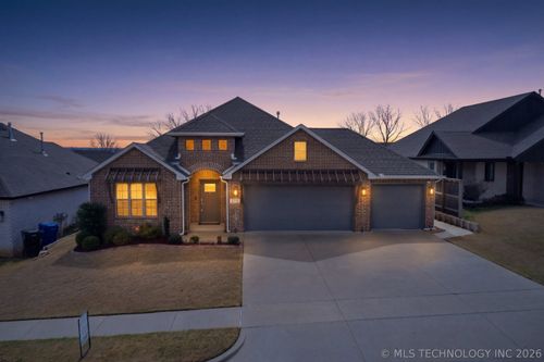 2419 W Little Rock Court S, Broken Arrow, OK, 74011 | Card Image