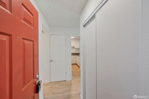 apt-65-3550 Carter Dr, South San Francisco, CA, 94080-5028 | Card Image