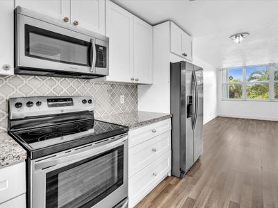 Fully Updated Kitchen with Stainless Steel Appliances | Image 2