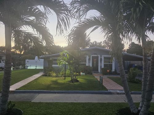 621 Sw 56th Ave, Margate, FL, 33068-2920 | Card Image