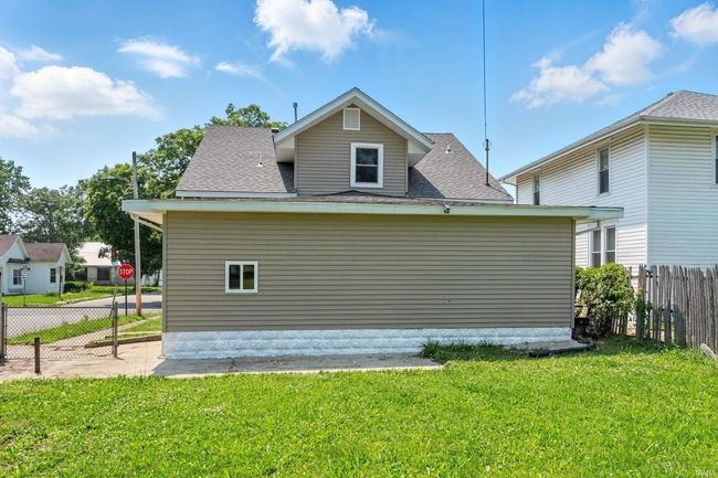 1025 S Gallatin St, House other with 5 bedrooms, 2 bathrooms and null parking in Marion IN | Image 30