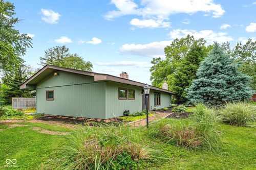 895 Raymond St, Plainfield, IN, 46168-2009 | Card Image