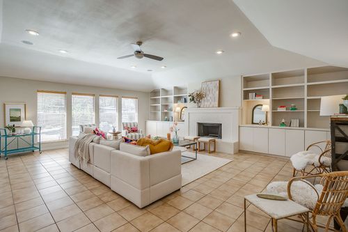 3954 Shannon Dr, Fort Worth, TX, 76116-7930 | Card Image