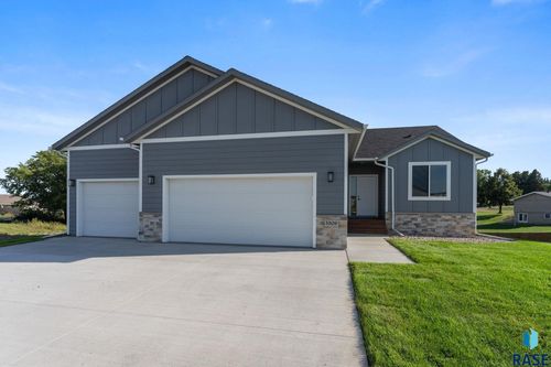 5309 W Cushman St Street, Sioux Falls, SD, 57107 | Card Image