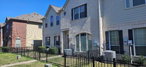 2754 Misty Heath Ln, Houston, TX, 77082-2142 | Card Image