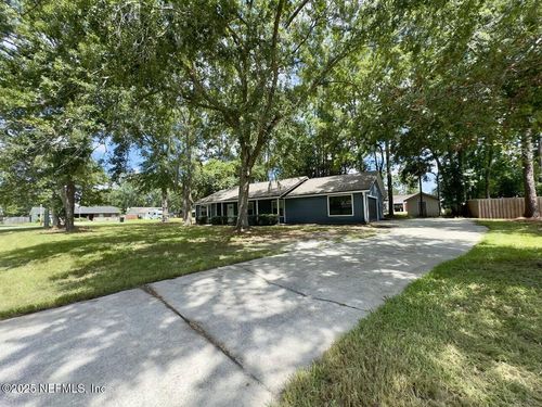 393 River Reach Rd, Fleming Island, FL, 32003-8185 | Card Image