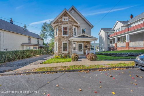 7 Birkett St, Carbondale, PA, 18407-1735 | Card Image