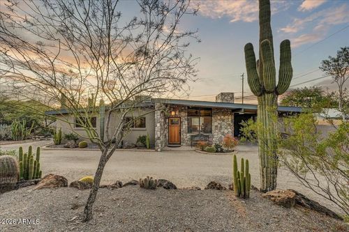 37426 N Arbuscula Dr, Cave Creek, AZ, 85331-8825 | Card Image