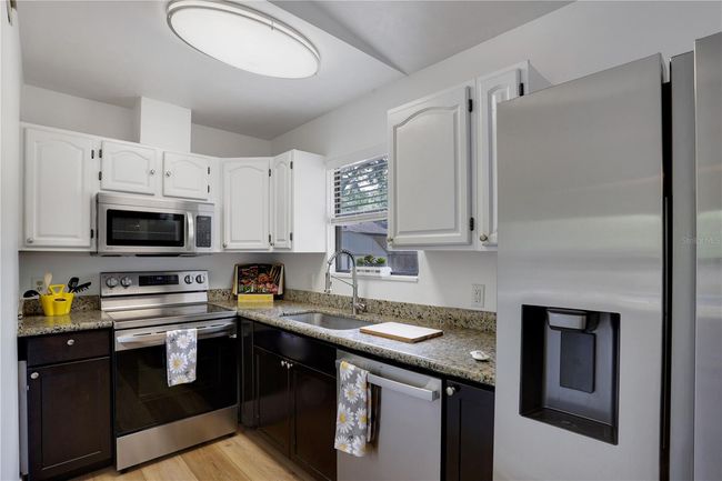 2013 Nw 34 Th Ave, House other with 2 bedrooms, 1 bathrooms and null parking in GAINESVILLE FL | Image 10