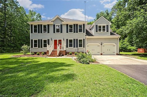 1932 Foxwood Dr, Chesapeake, VA, 23323-6543 | Card Image