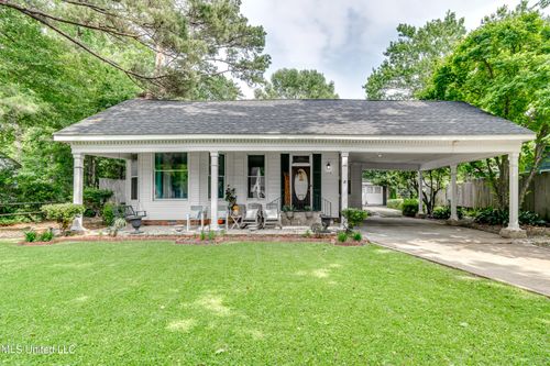 1110 Jackson Ave, Yazoo City, MS, 39194-2916 | Card Image