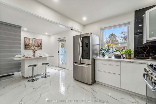 273 E 13 Th St, House other with 5 bedrooms, 3 bathrooms and 5 parking in Hamilton ON | Image 12