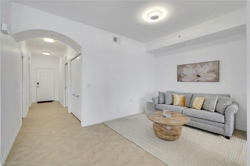 2717-2740 Cypress Trace Cir, NAPLES, FL, 34119-8068 | Card Image