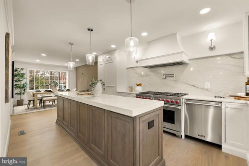 4827 Sedgwick St Nw, WASHINGTON, DC, 20016-2323 | Card Image