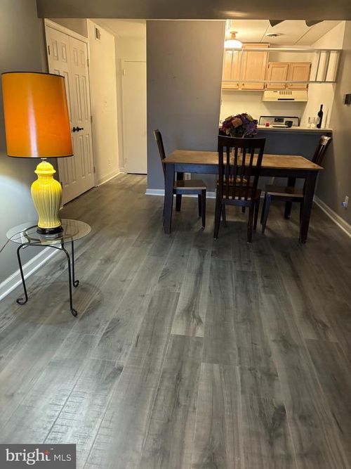 158-5725 Indian Ct, ALEXANDRIA, VA, 22303-2607 | Card Image