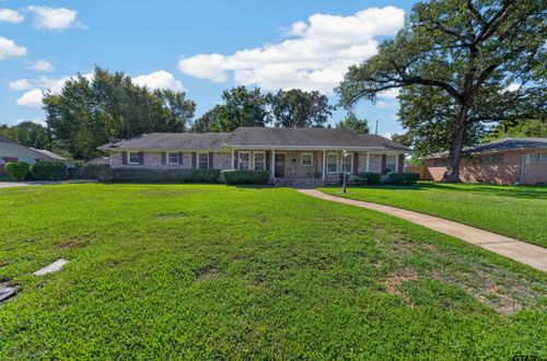 909 John St, Jacksonville, TX, 75766-2741 | Card Image