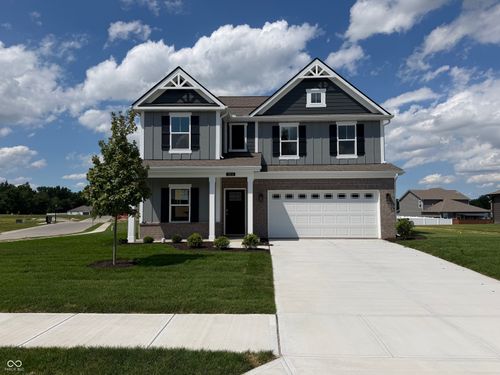 3850 Donaldson Creek Dr, Clayton, IN, 46118-8022 | Card Image