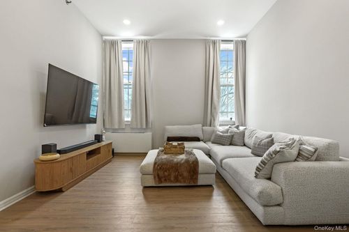 5108 Villa At The, Peekskill, NY, 10566 | Card Image