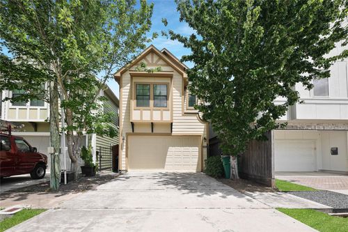 6602 Eureka St, Houston, TX, 77008-6151 | Card Image