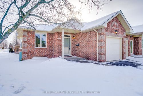 1 Greentrail Dr, Mount Hope, ON, L0R1W0 | Card Image