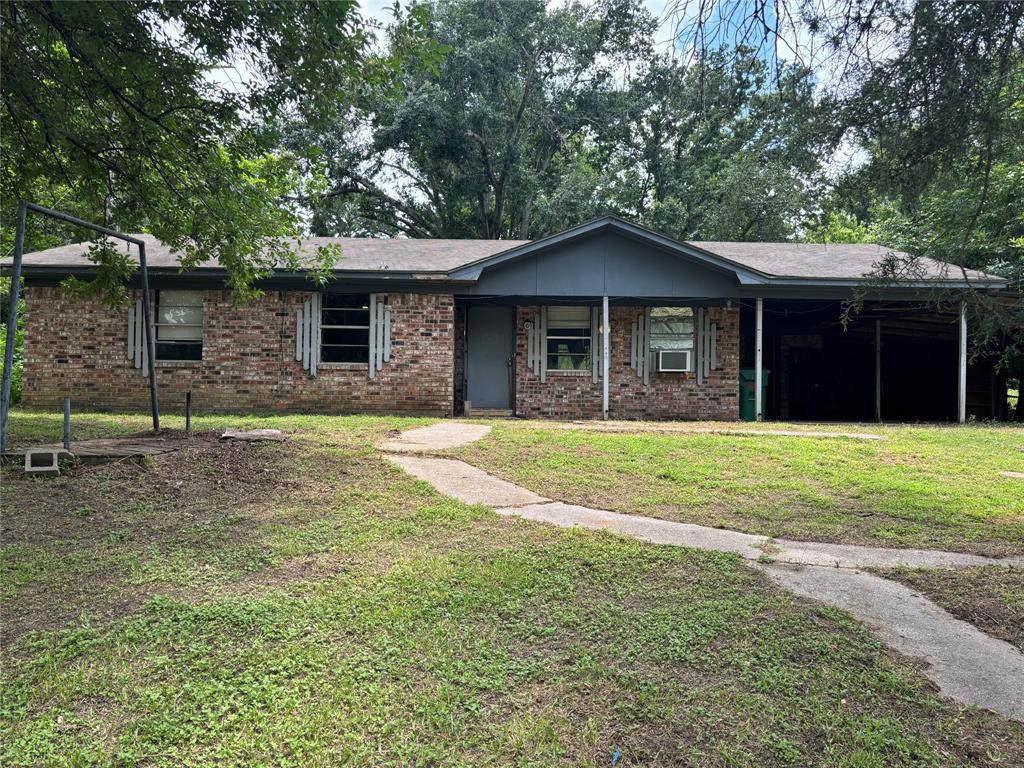 Private Road 6423 , Palestine, TX 75803