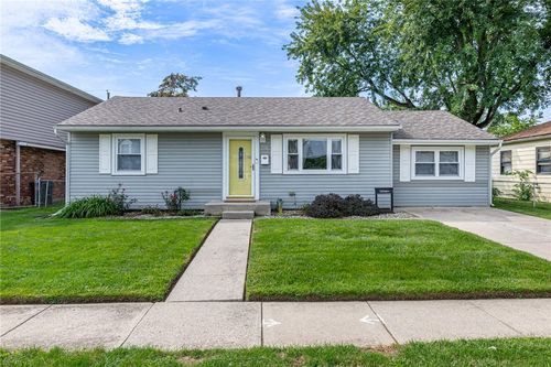 238 Fitchland Dr, Fairborn, OH, 45324-4452 | Card Image