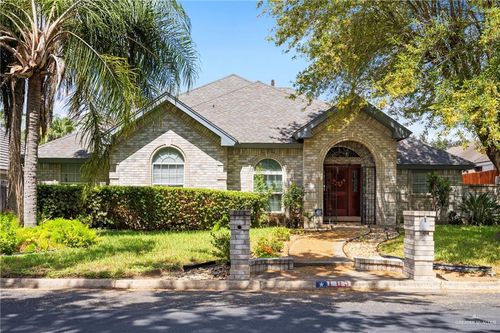 105 E Hawk Ave, Mcallen, TX, 78504-1804 | Card Image