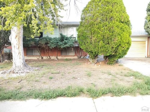 61 Calhoun Rd, Pueblo, CO, 81001-4614 | Card Image