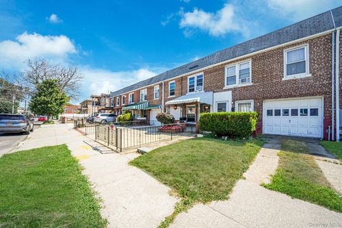 13529 117th St, South Ozone Park, NY, 11420-3620 | Card Image