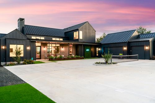 475 Happy Trl, Dripping Springs, TX, 78620-2948 | Card Image