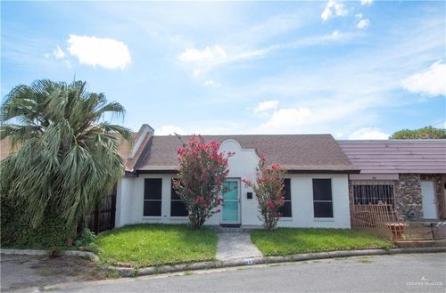 519 N Rose Ellen Cir, McAllen, TX, 78501-8930 | Card Image
