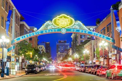 7071-450 J St, San Diego, CA, 92101-5445 | Card Image