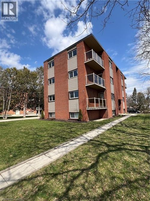 1-34 Weichel St, Kitchener, ON, N2M2A6 | Card Image