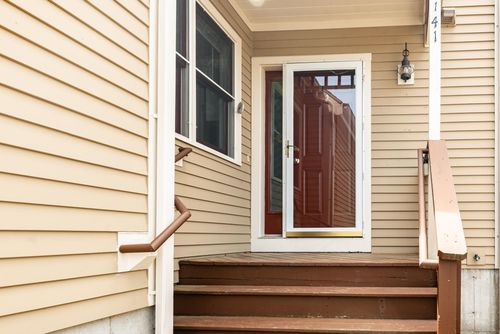 141-141 Spinnaker Way, Portsmouth, NH, 03801-3369 | Card Image