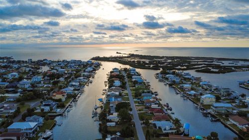 4964 Cedarbrook Ln, HERNANDO BEACH, FL, 34607-2911 | Card Image