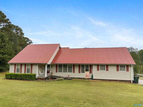 2918 Hillcrest Dr, Scottsboro, AL, 35769-6413 | Card Image