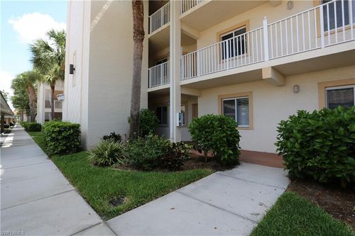 4-204-7811 Regal Heron Cir, NAPLES, FL, 34104-5858 | Card Image