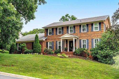 532 Mountain View Dr, Harrisonburg, VA, 22801-4307 | Card Image