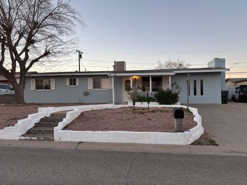 2030 Club Ave, Kingman, AZ, 86401-4602 | Card Image
