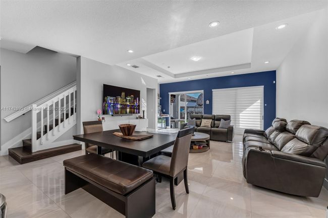 15124 Sw 176 Th Ter, House other with 4 bedrooms, 4 bathrooms and null parking in Miami FL | Image 4