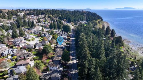 1834 Ocean Park Rd, Surrey, BC, V4A3M3 | Card Image