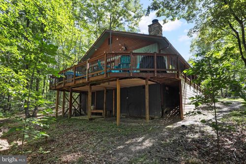 8249 Supinlick Ridge Rd, MOUNT JACKSON, VA, 22842-8400 | Card Image